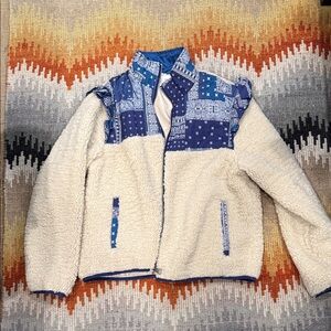 NWOT Awesome DRIFTWOOD Fleece with Bandana Detail XS